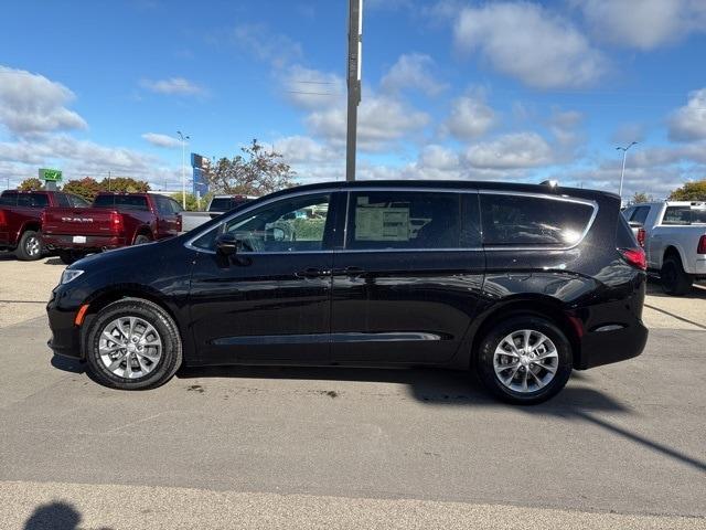 new 2026 Chrysler Pacifica car, priced at $46,857