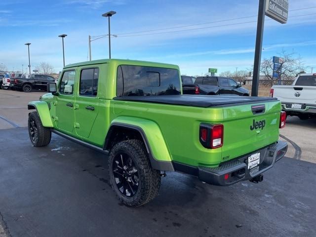 new 2025 Jeep Gladiator car, priced at $45,295