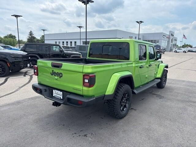 new 2025 Jeep Gladiator car, priced at $48,976