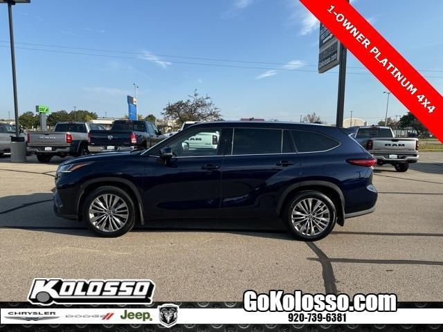 used 2020 Toyota Highlander car, priced at $39,500