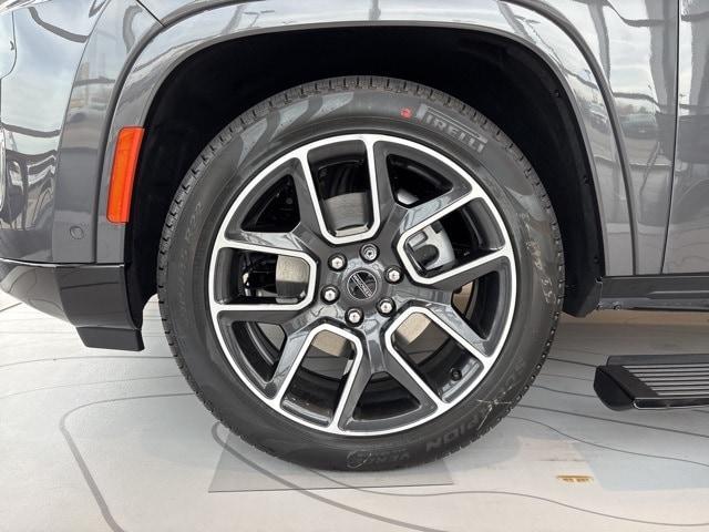 new 2025 Jeep Wagoneer L car, priced at $78,936