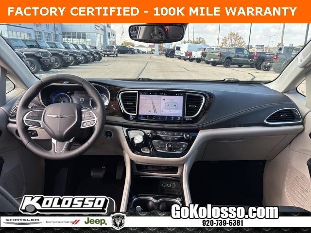 used 2024 Chrysler Pacifica car, priced at $41,997