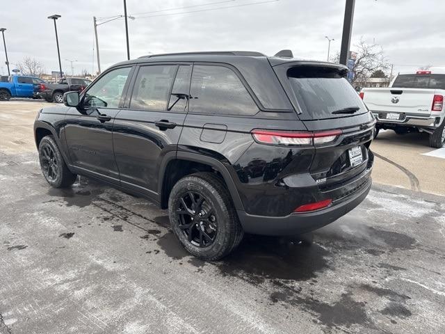 new 2025 Jeep Grand Cherokee car, priced at $42,883