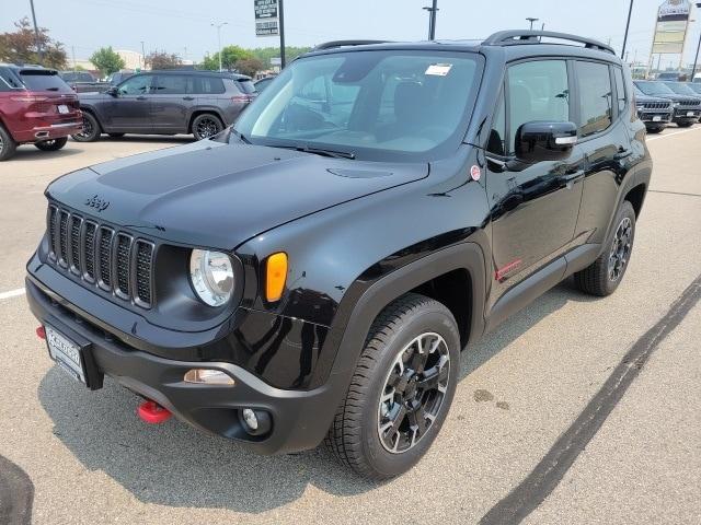 new 2023 Jeep Renegade car, priced at $29,957