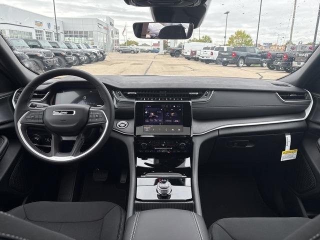 new 2025 Jeep Grand Cherokee L car, priced at $42,999