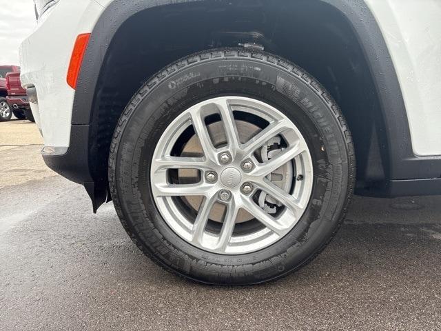new 2025 Jeep Grand Cherokee L car, priced at $42,999