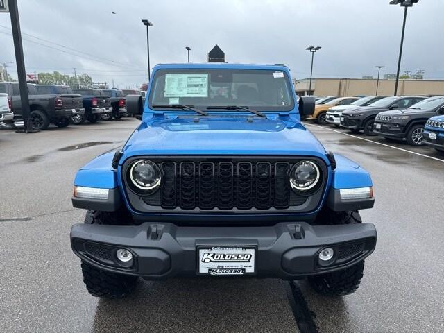 new 2024 Jeep Gladiator car, priced at $44,917