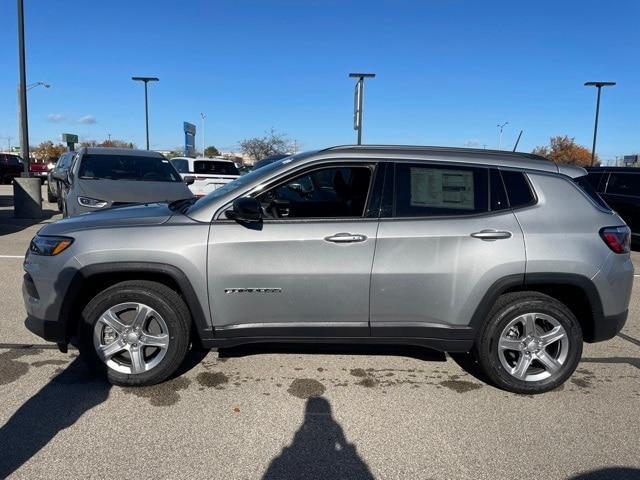 new 2024 Jeep Compass car, priced at $30,460