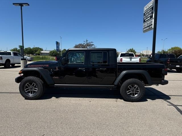 new 2024 Jeep Gladiator car, priced at $55,998