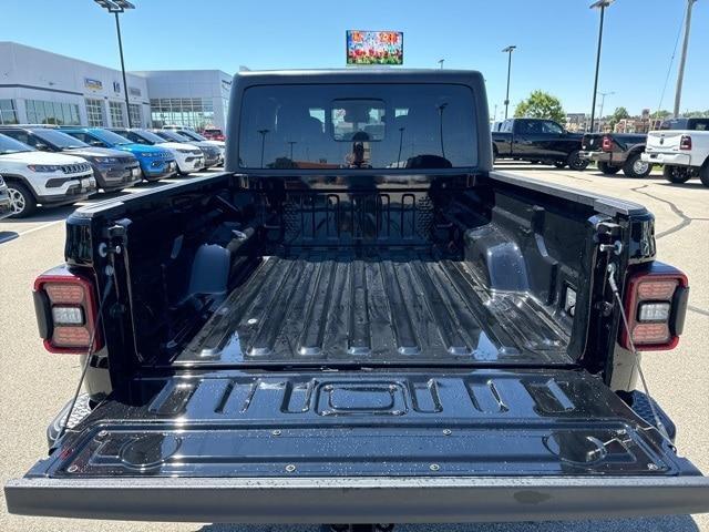 new 2024 Jeep Gladiator car, priced at $55,998