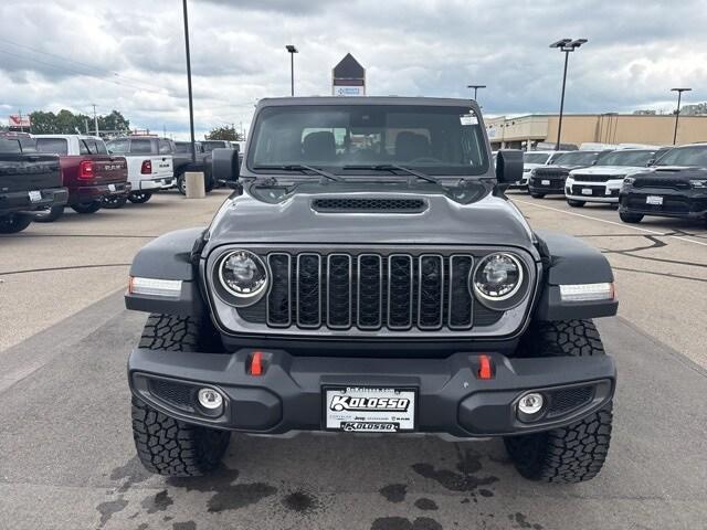 new 2025 Jeep Gladiator car, priced at $51,177