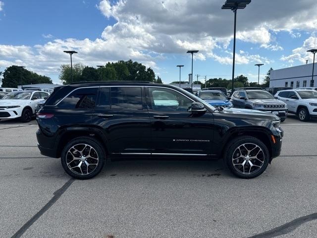 new 2024 Jeep Grand Cherokee car, priced at $64,152