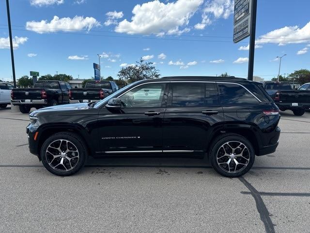 new 2024 Jeep Grand Cherokee car, priced at $64,152