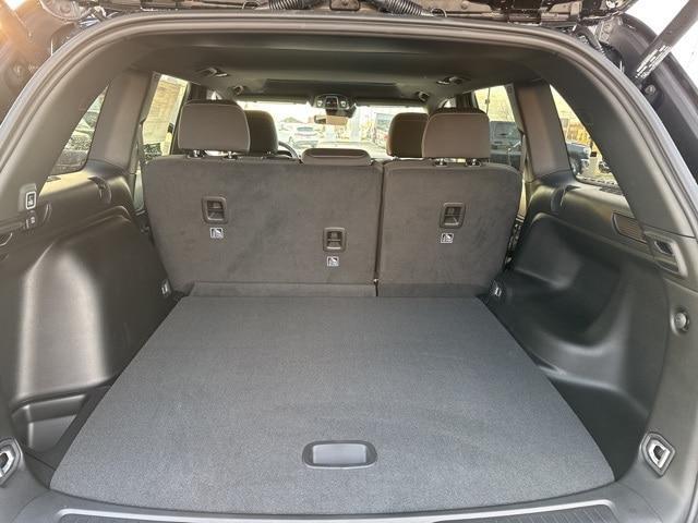 new 2025 Jeep Grand Cherokee car, priced at $40,977