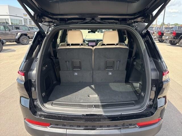 new 2025 Jeep Grand Cherokee L car, priced at $53,997