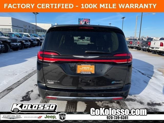 used 2023 Chrysler Pacifica Hybrid car, priced at $27,500