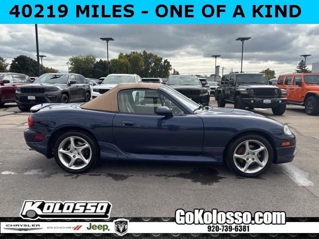 used 2001 Mazda MX-5 Miata car, priced at $12,995