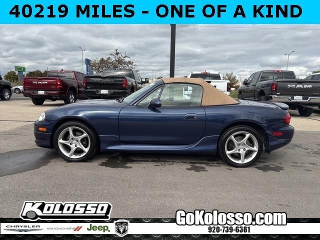 used 2001 Mazda MX-5 Miata car, priced at $12,995