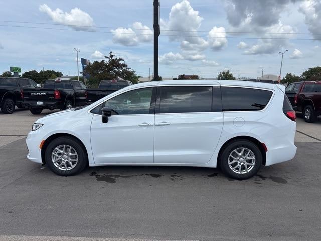 new 2026 Chrysler Pacifica car, priced at $42,491