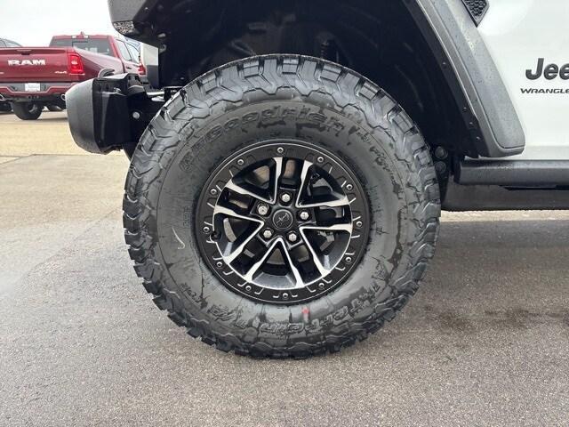 new 2026 Jeep Wrangler car, priced at $58,395