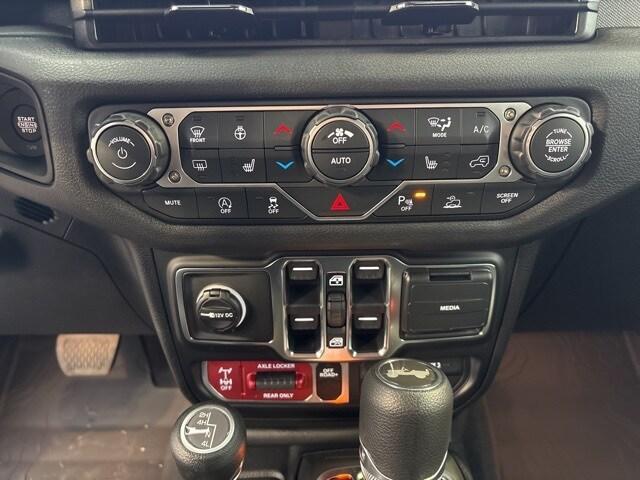 new 2026 Jeep Wrangler car, priced at $58,395