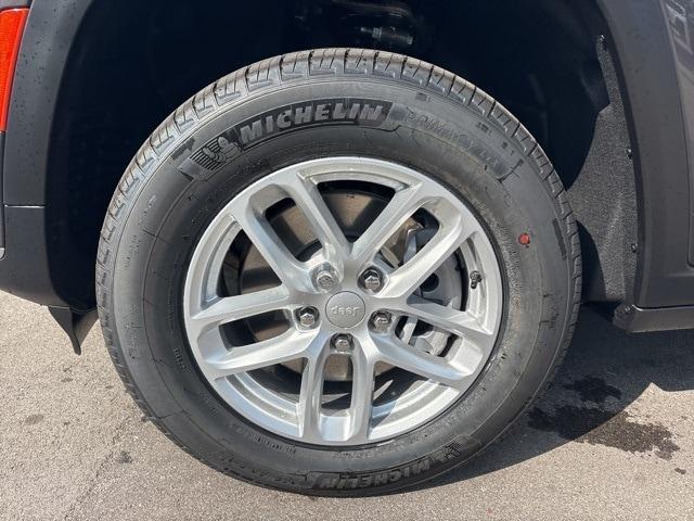 new 2025 Jeep Grand Cherokee L car, priced at $41,410