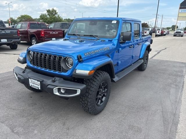 new 2025 Jeep Gladiator car, priced at $50,857