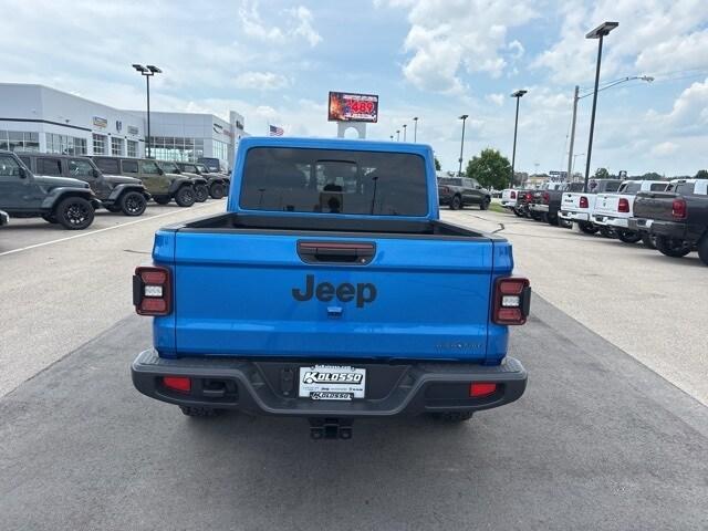 new 2025 Jeep Gladiator car, priced at $50,857