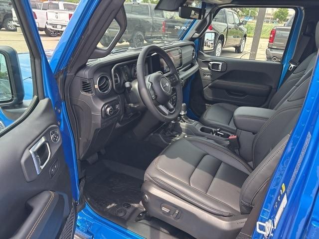 new 2025 Jeep Gladiator car, priced at $50,857