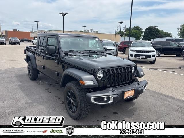 used 2023 Jeep Gladiator car, priced at $30,988