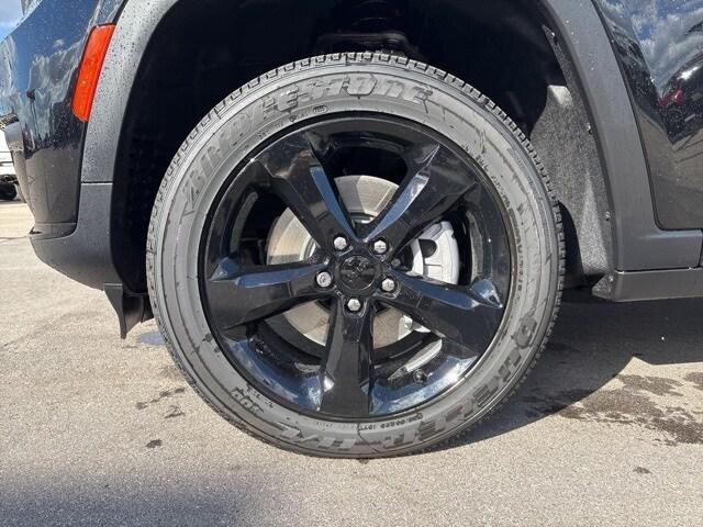 new 2025 Jeep Grand Cherokee L car, priced at $47,543