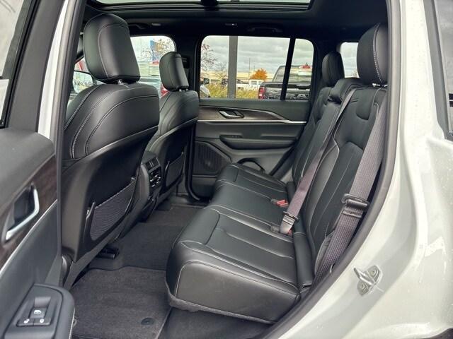 new 2025 Jeep Grand Cherokee car, priced at $50,591