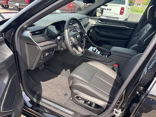 new 2025 Jeep Grand Cherokee L car, priced at $61,996