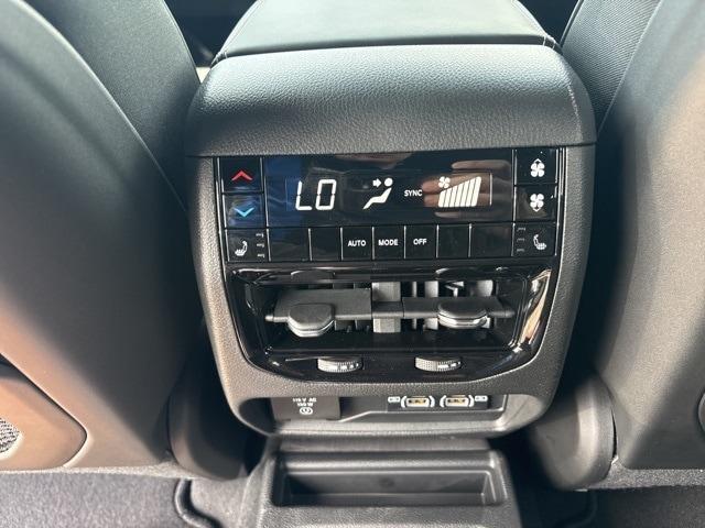 new 2025 Jeep Grand Cherokee L car, priced at $61,996