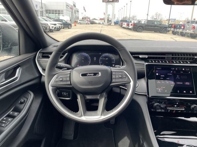 new 2025 Jeep Grand Cherokee L car, priced at $42,615