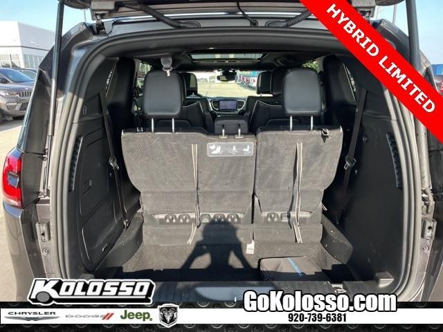 used 2021 Chrysler Pacifica Hybrid car, priced at $24,992