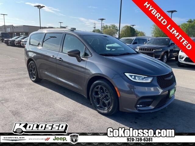used 2021 Chrysler Pacifica Hybrid car, priced at $24,992