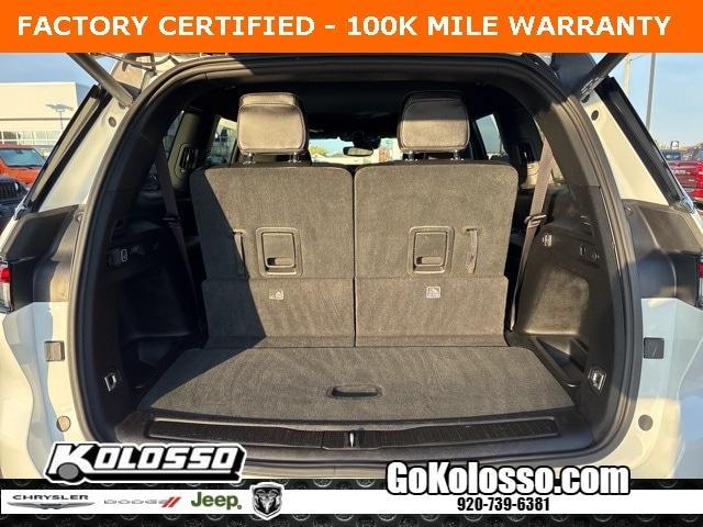 used 2024 Jeep Grand Cherokee L car, priced at $30,997