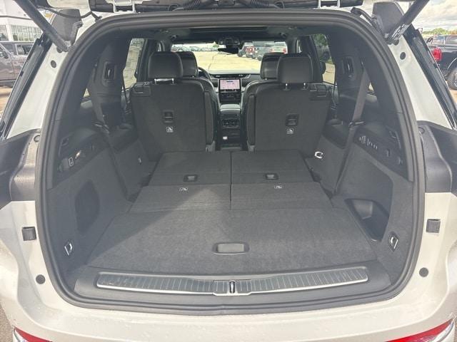 new 2025 Jeep Grand Cherokee L car, priced at $61,495