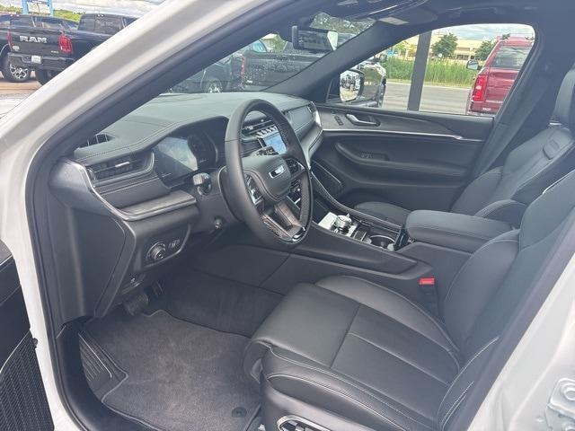 new 2025 Jeep Grand Cherokee L car, priced at $61,495