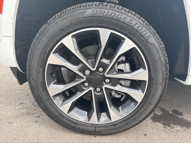 new 2025 Jeep Grand Cherokee L car, priced at $61,495