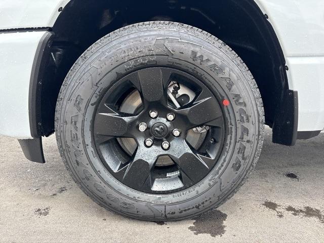 new 2025 Ram 1500 car, priced at $44,417