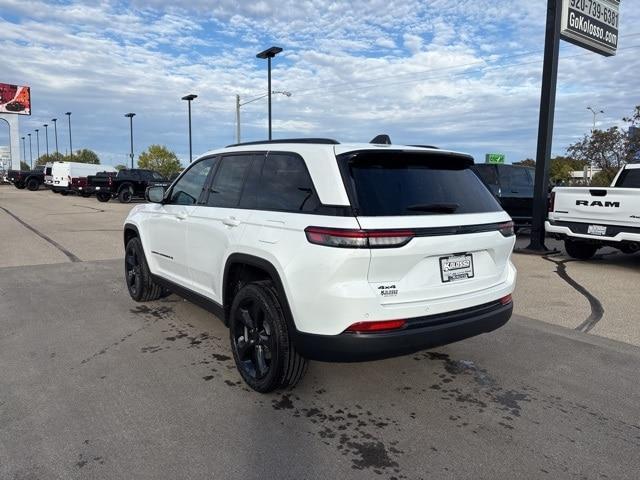 new 2025 Jeep Grand Cherokee car, priced at $45,297