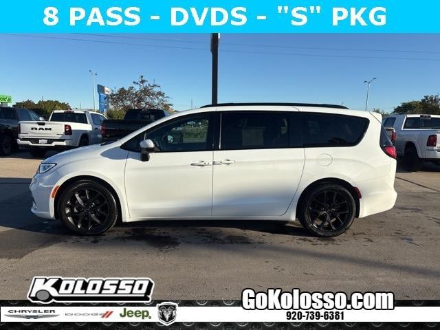 used 2023 Chrysler Pacifica car, priced at $33,999