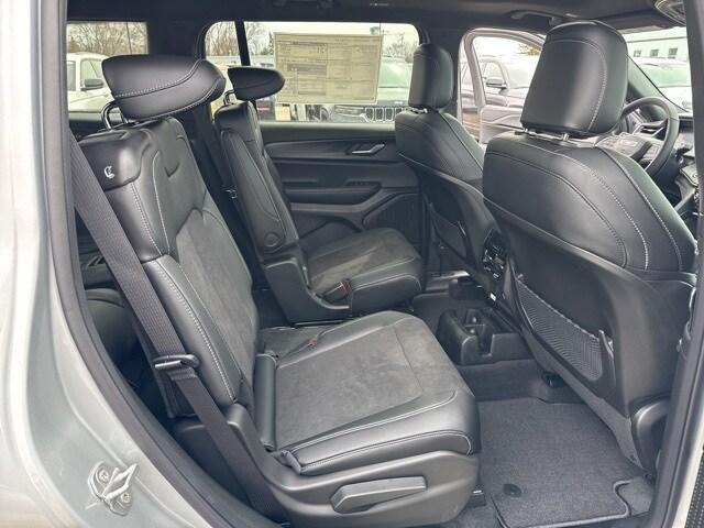 new 2025 Jeep Grand Cherokee L car, priced at $46,718