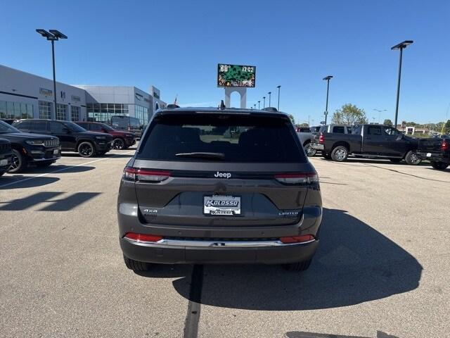 new 2024 Jeep Grand Cherokee car, priced at $52,505