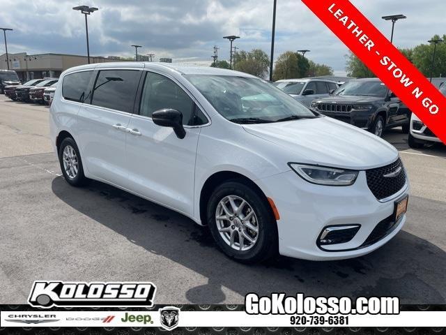 used 2024 Chrysler Pacifica car, priced at $30,993