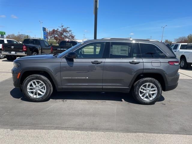 new 2025 Jeep Grand Cherokee car, priced at $41,667