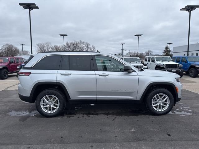 new 2025 Jeep Grand Cherokee car, priced at $38,965