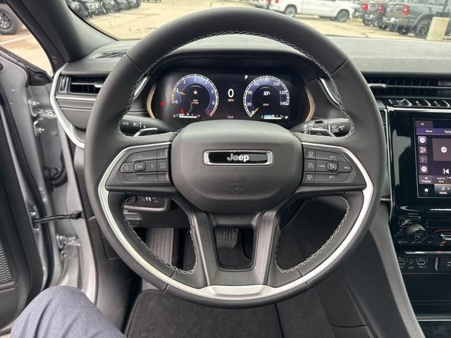 new 2025 Jeep Grand Cherokee car, priced at $38,965